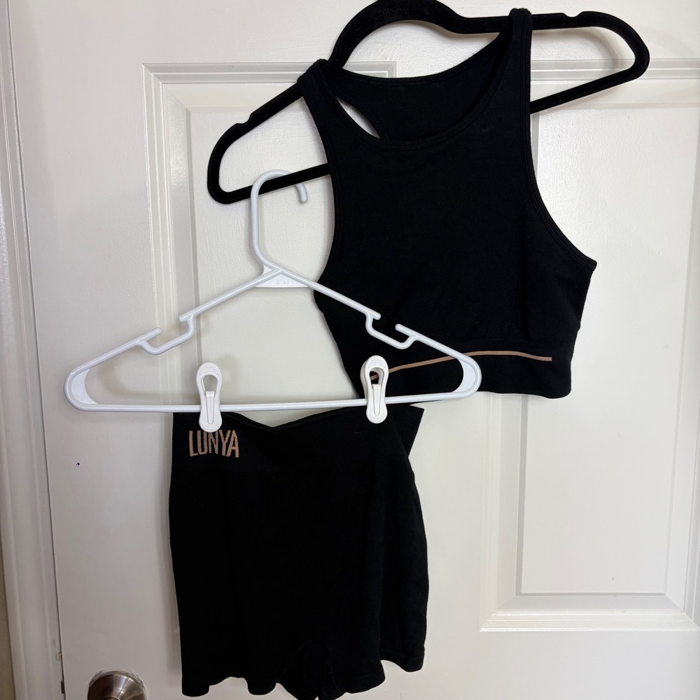Lunya Restore Ribbed Racerback Crop Top and Short Set Black XS Active Lounge